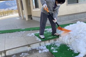 けいあい地域子育て支援相談室　雪かき